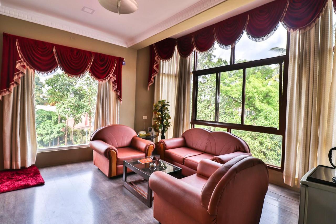 Palette - Holiday Palms Bangalore Ngoại thất bức ảnh