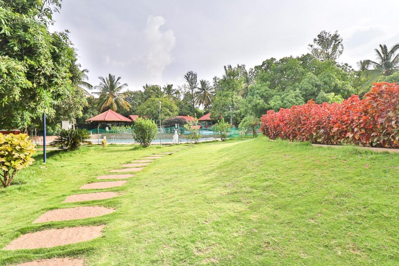 Palette - Holiday Palms Bangalore Ngoại thất bức ảnh